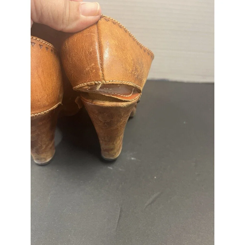 Vintage 70’s Quali Craft Casualettes Shoes Wing Tip Leather Brazil Wood Heels 7b